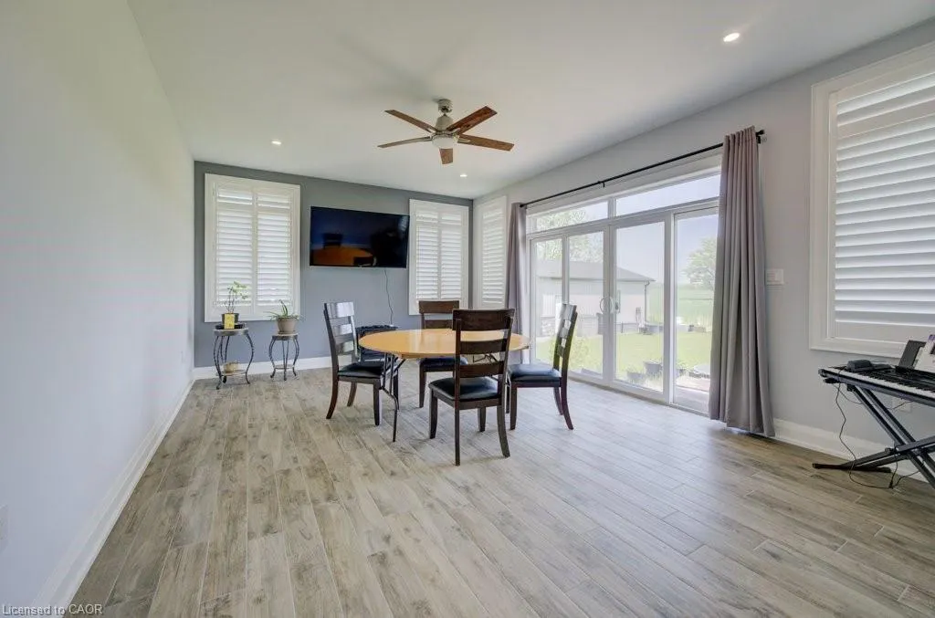 1211 Woodburn Road