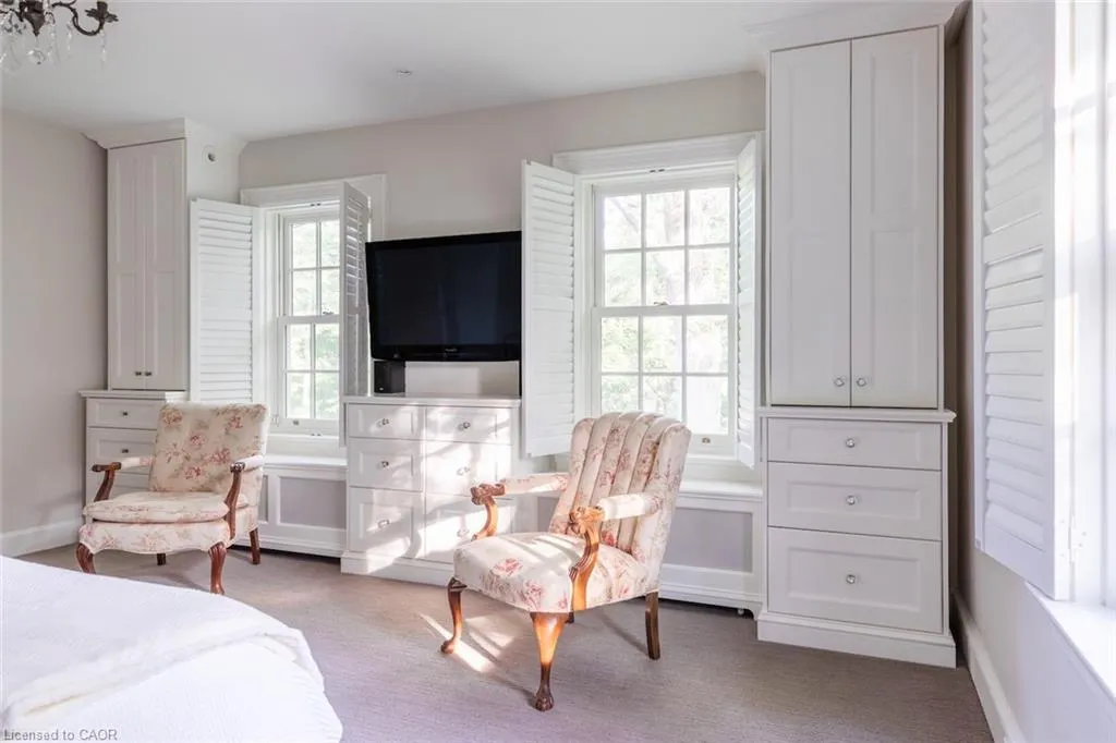 5 Mayfair Place