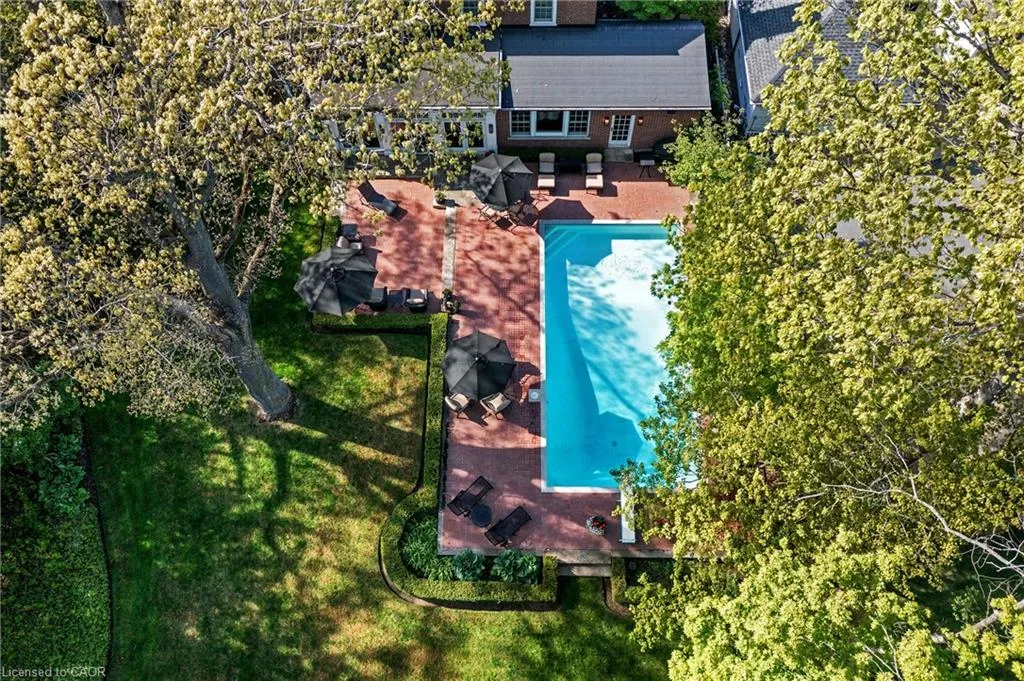 5 Mayfair Place
