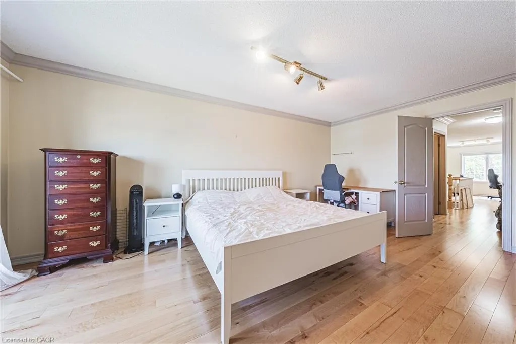 85 Edgewater Drive, #6