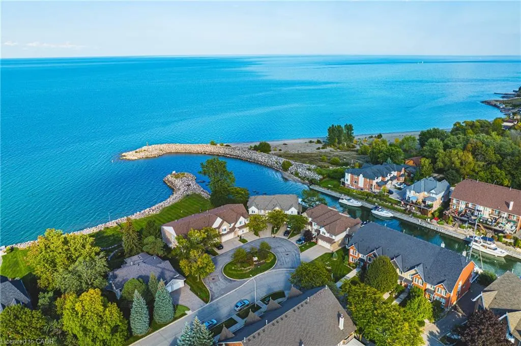 85 Edgewater Drive, #6