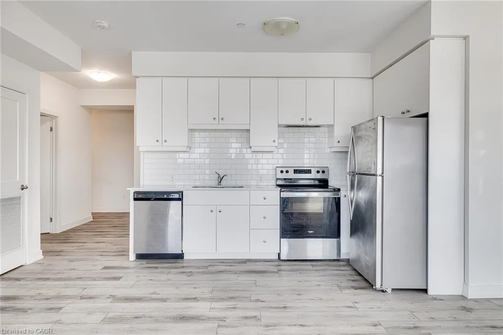 255 Northfield Drive E, #501
