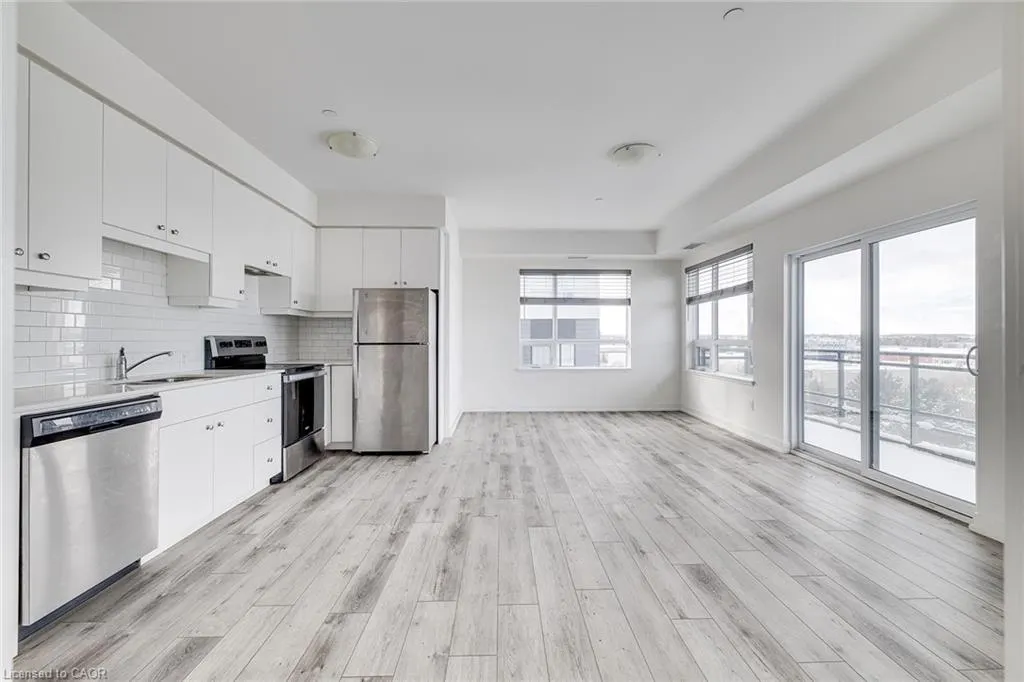 255 Northfield Drive E, #501