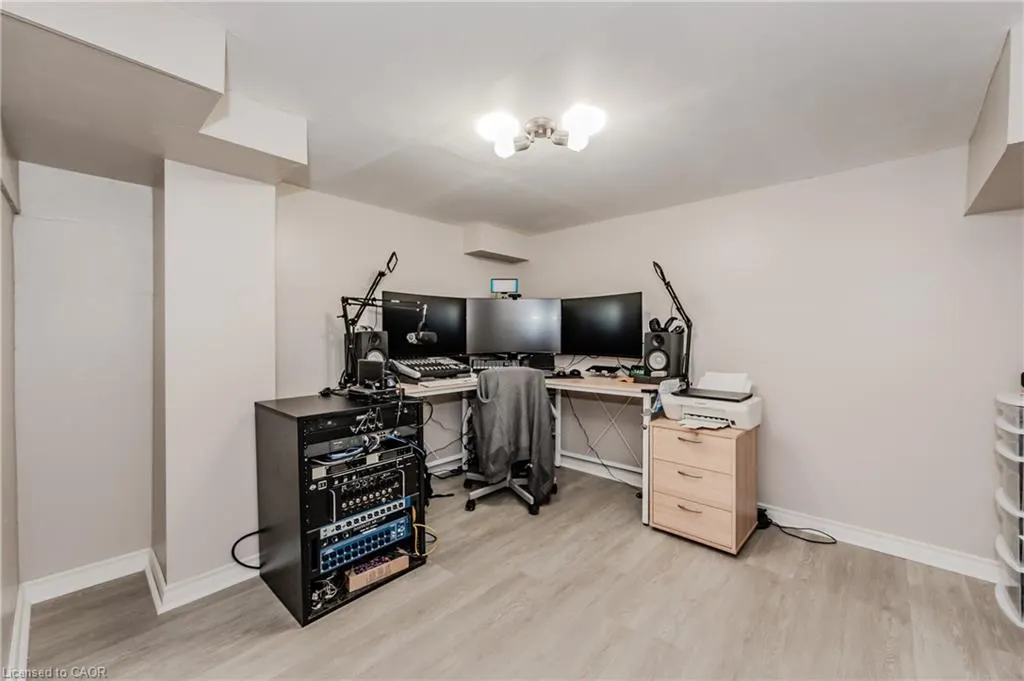 22 Albery Road