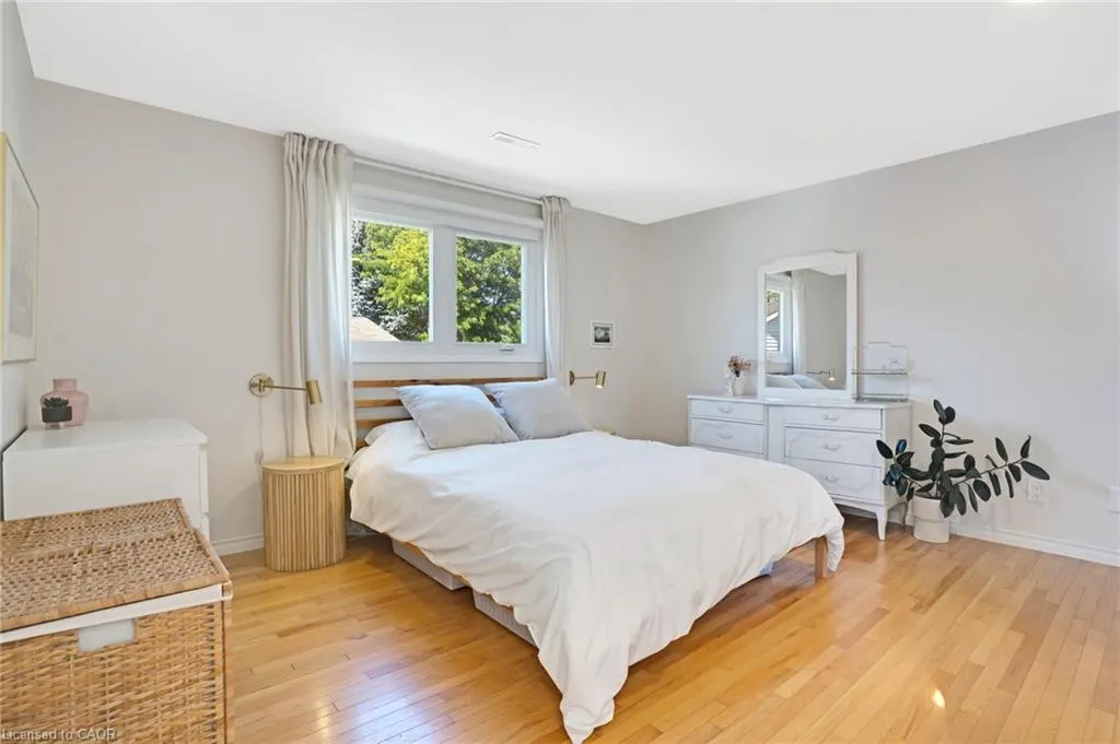 276 Camille Crescent