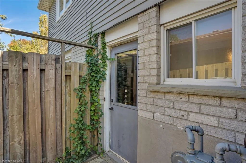 276 Camille Crescent