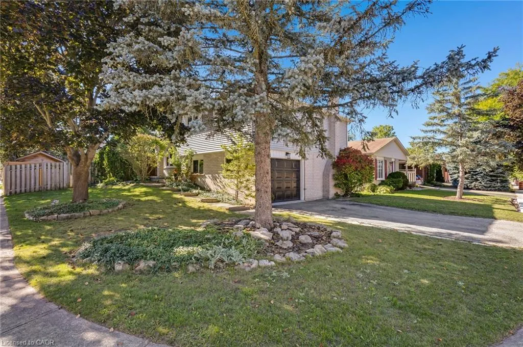 276 Camille Crescent