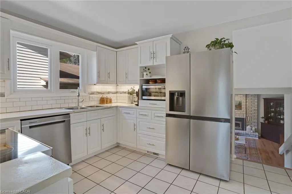 276 Camille Crescent