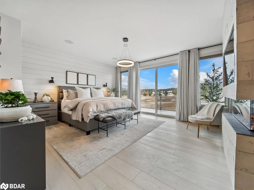 7 Meadowlark Way