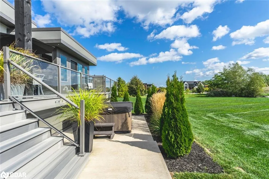 7 Meadowlark Way