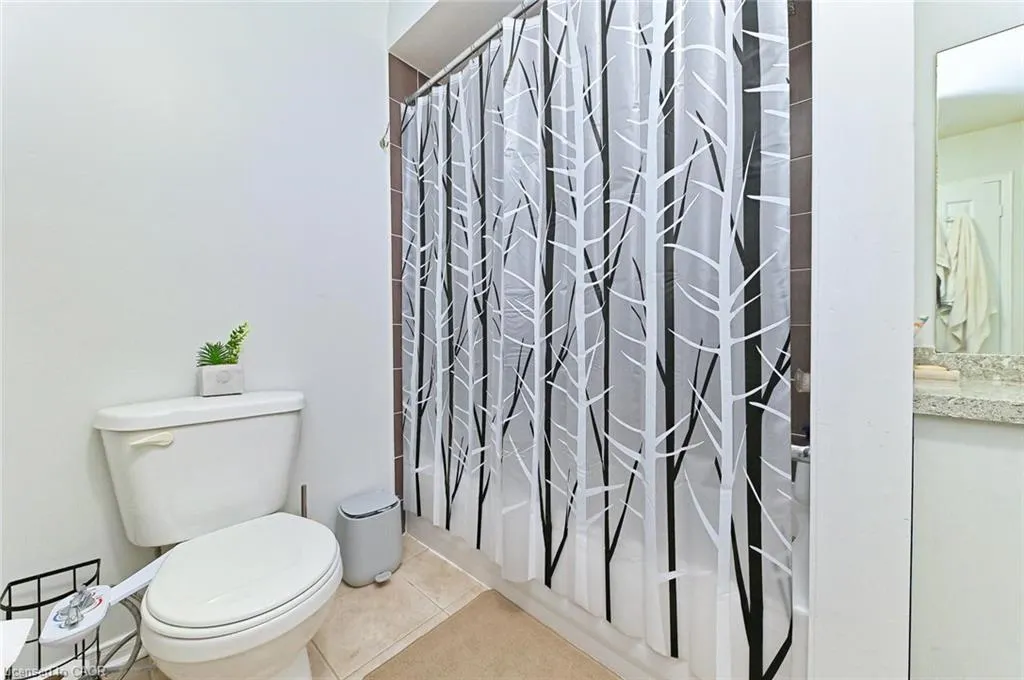 28 Abbotsbury Drive