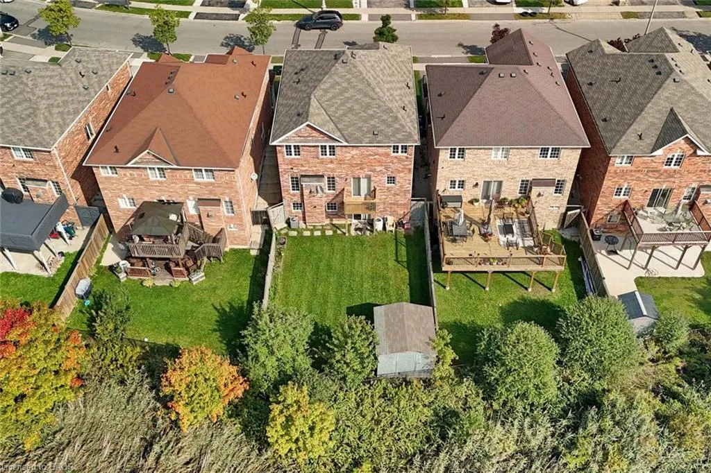 28 Abbotsbury Drive