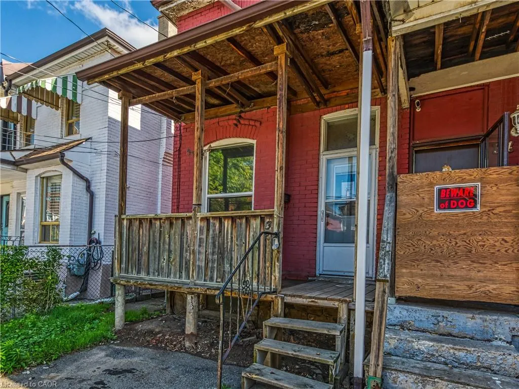 36 Fullerton Avenue
