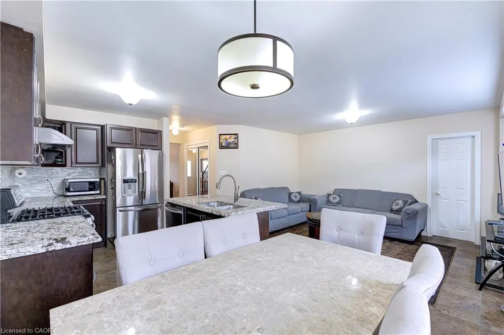 13 Coolwater Drive