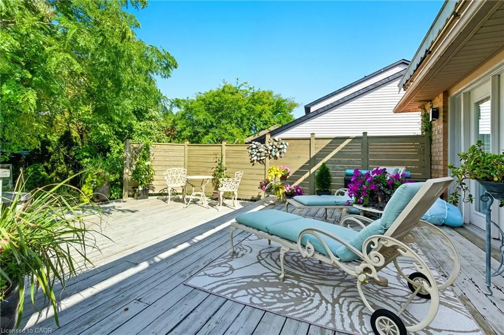 1104 Crofton Way