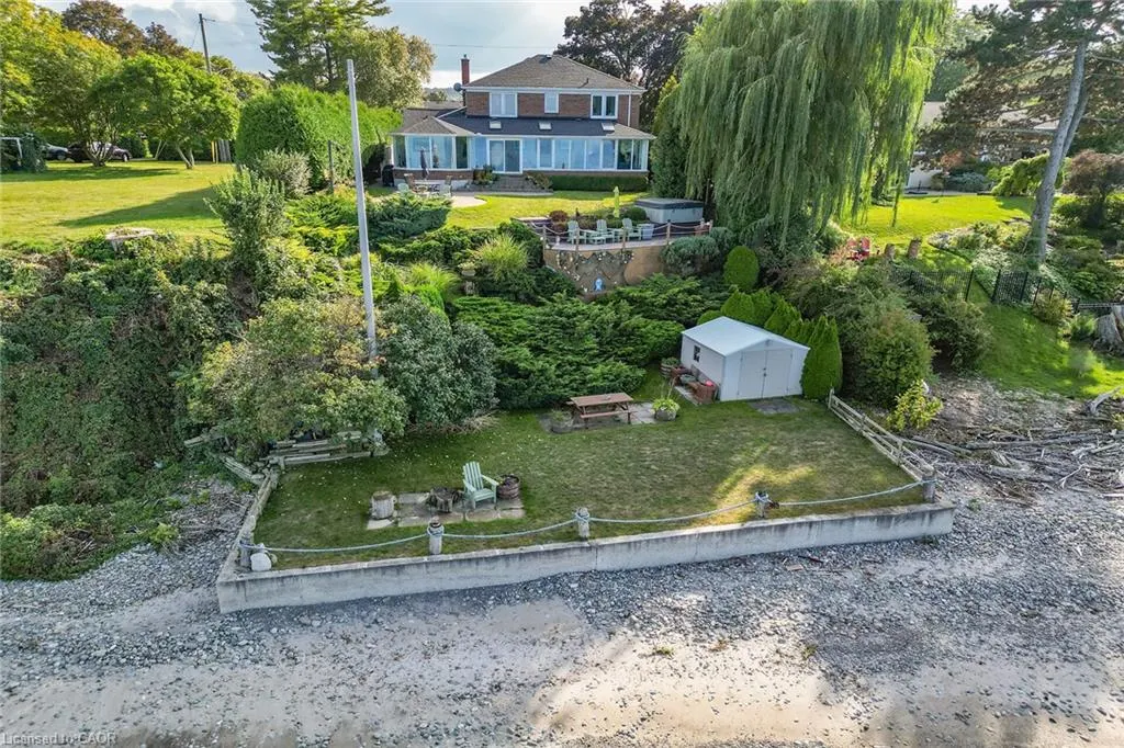 10 Tupper Boulevard