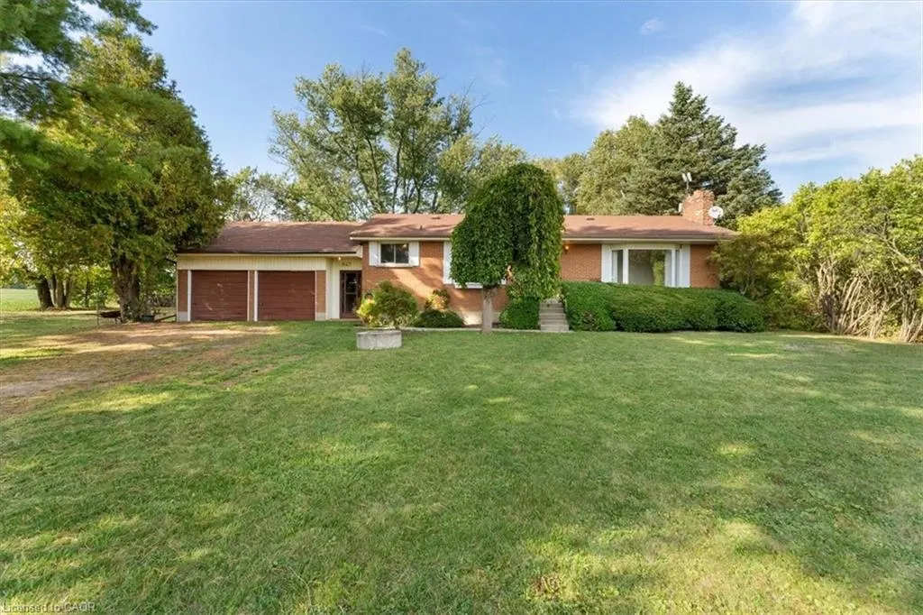 847 Carluke Road W
