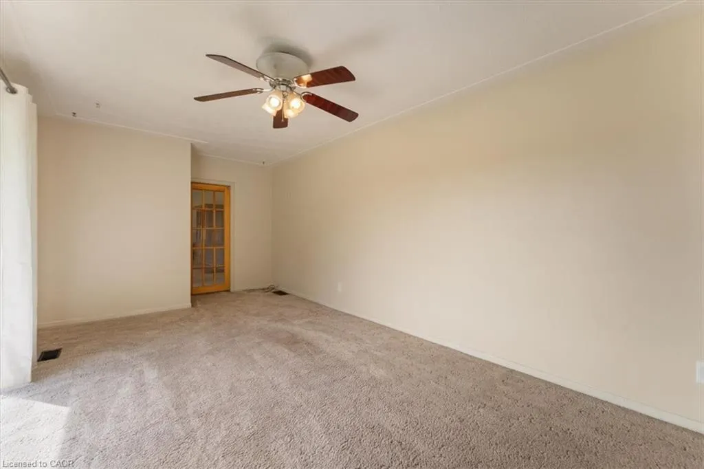 847 Carluke Road W