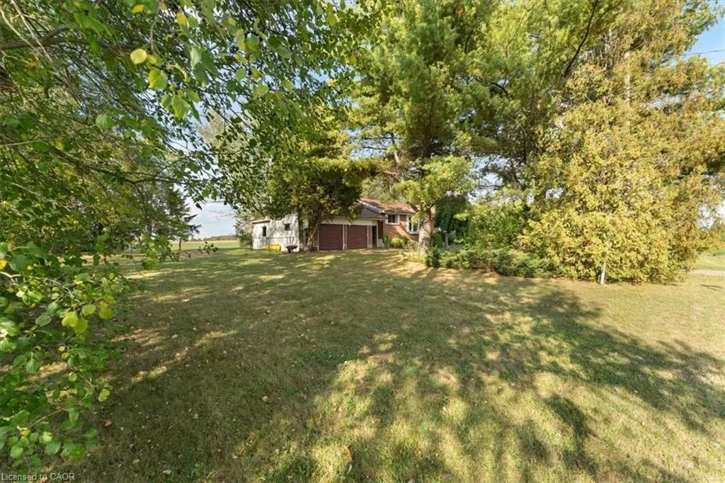 847 Carluke Road W