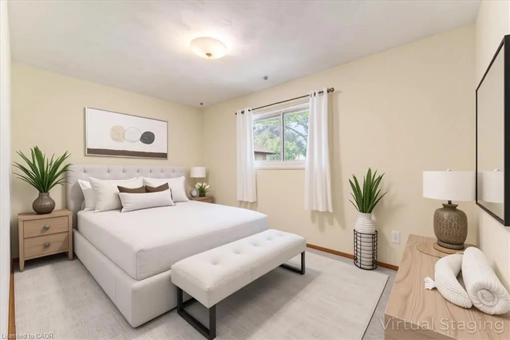 847 Carluke Road W