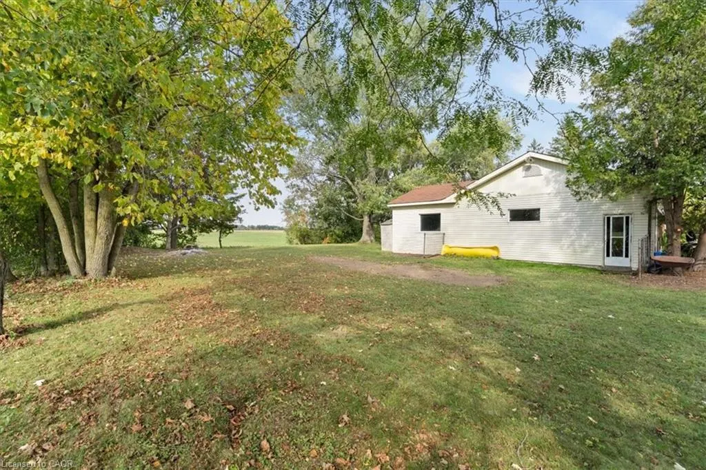 847 Carluke Road W