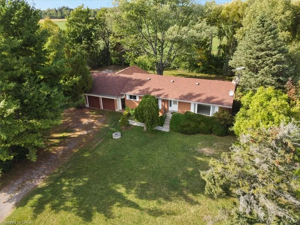 847 Carluke Road W