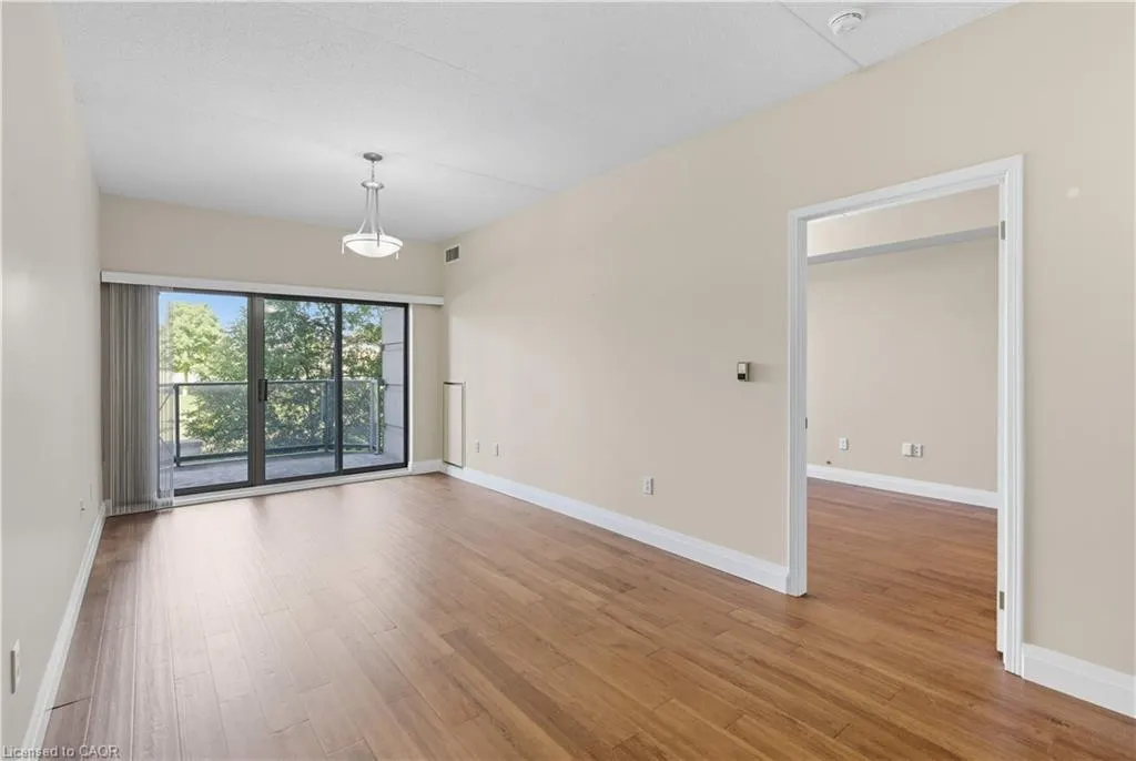 2075 Amherst Heights Drive, #211