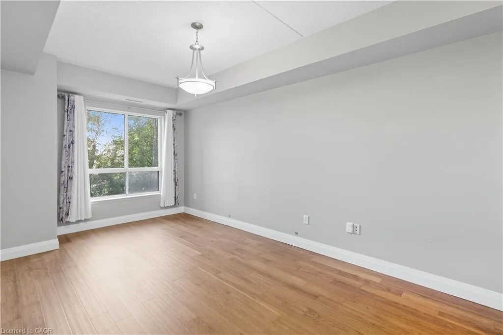 2075 Amherst Heights Drive, #211