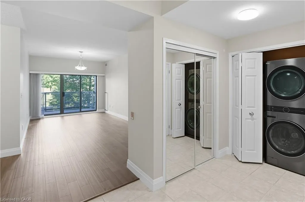 2075 Amherst Heights Drive, #211