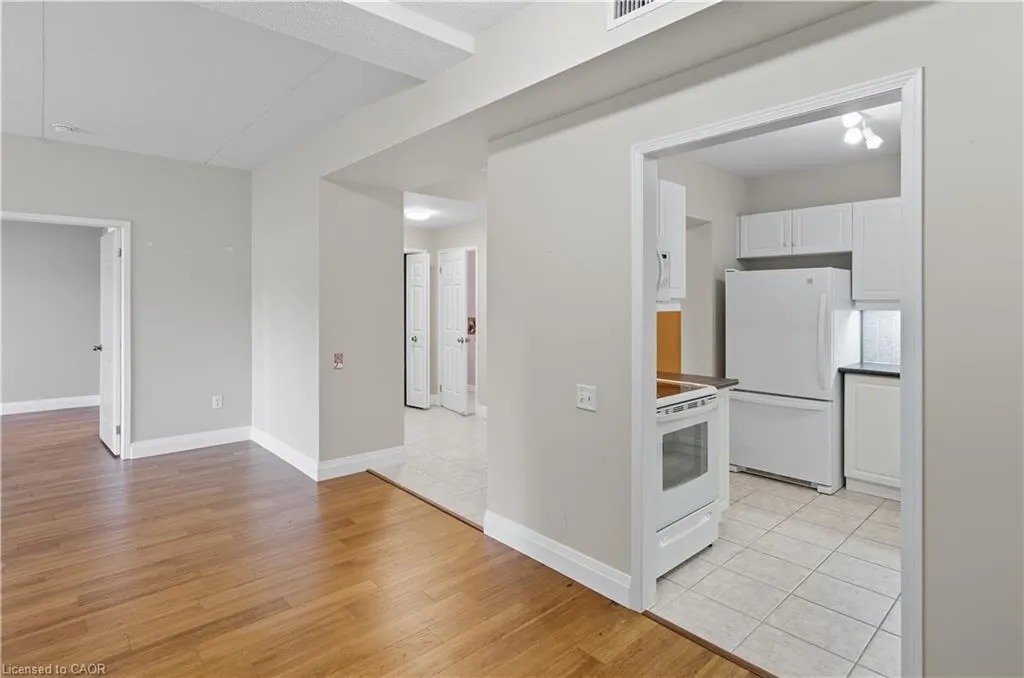 2075 Amherst Heights Drive, #211