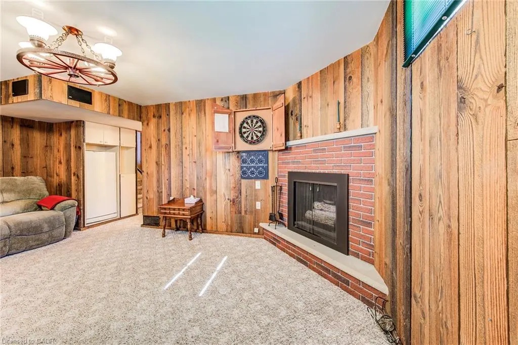 53 Belwood Crescent