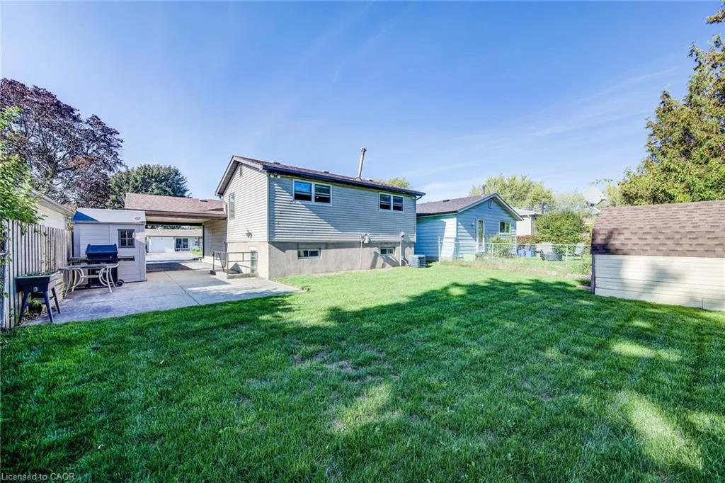 53 Belwood Crescent