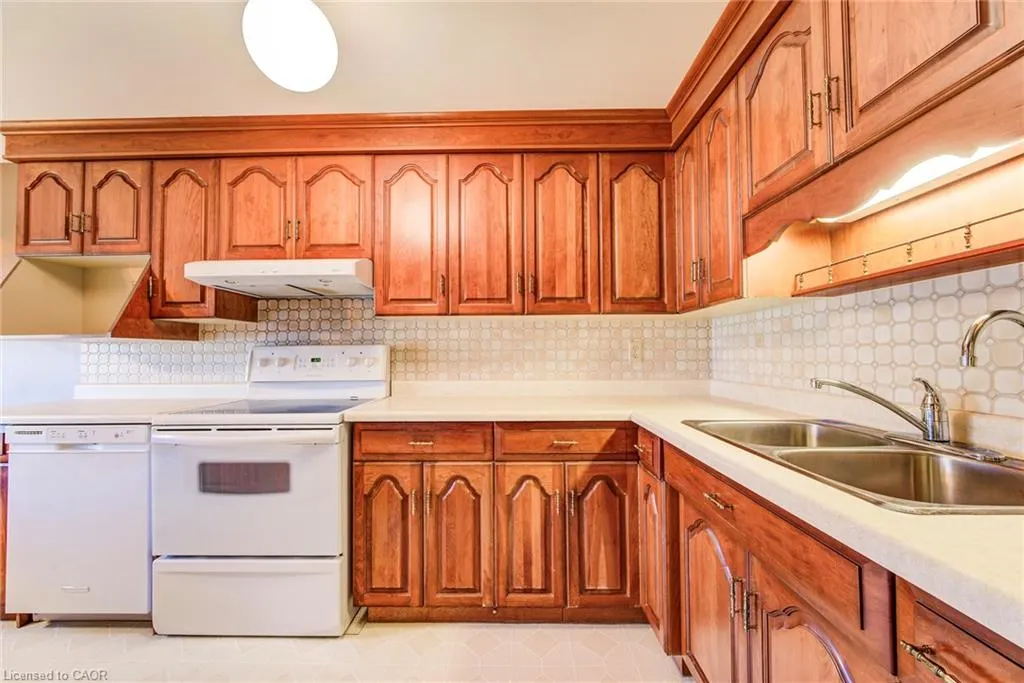 53 Belwood Crescent