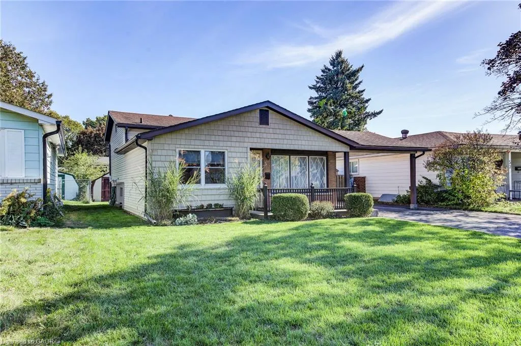 53 Belwood Crescent
