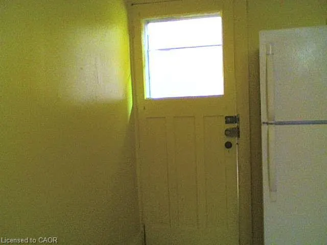 59 Victoria Avenue N
