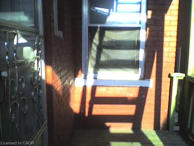 59 Victoria Avenue N