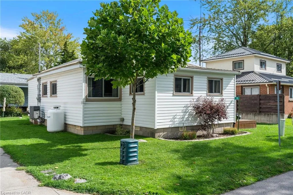 3 Harold St