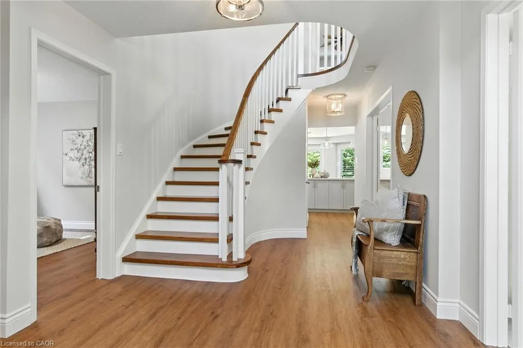 34 Curry Crescent