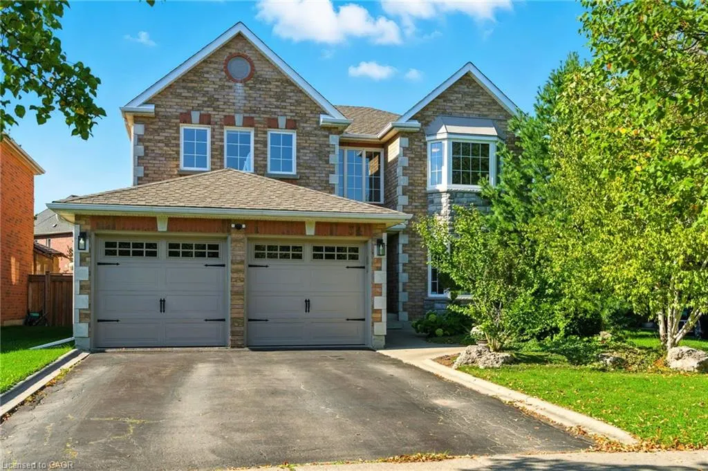 34 Curry Crescent