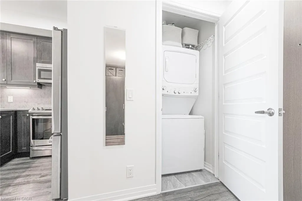 1105 Leger Way, #526