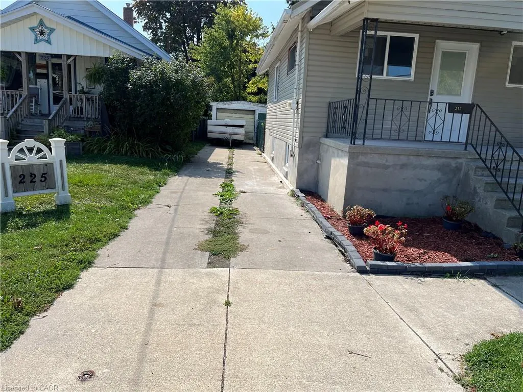 215 Ontario Street
