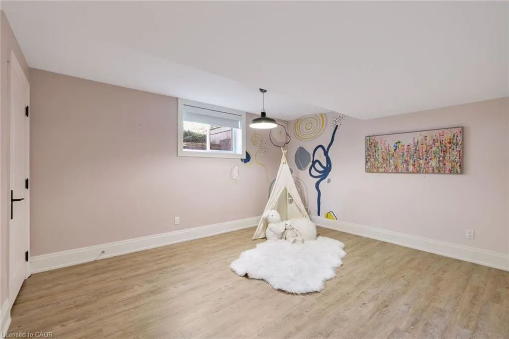 2448 Bridge Road