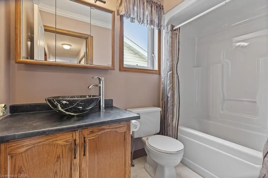 83 Hazelwood Crescent