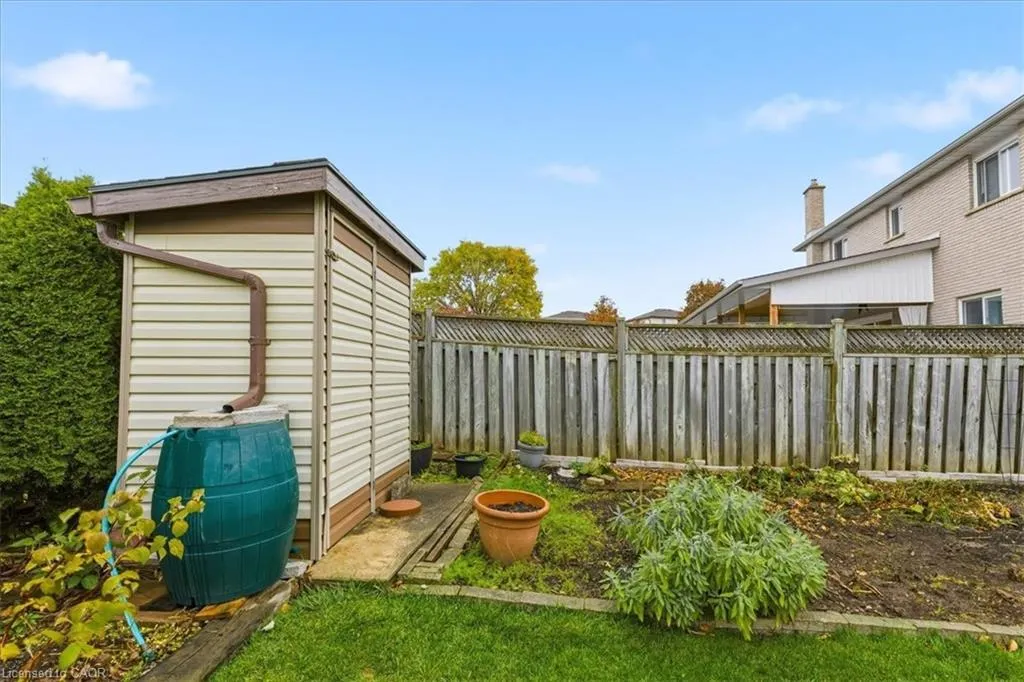 83 Hazelwood Crescent