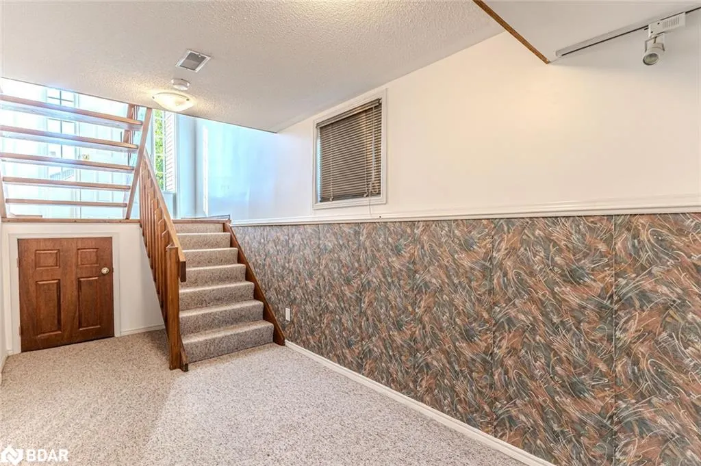 36 Kempenfelt Drive