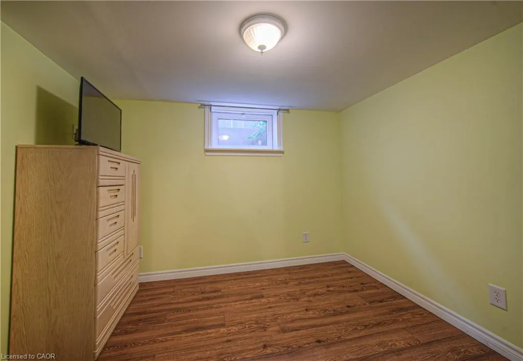 1584 Concession Road