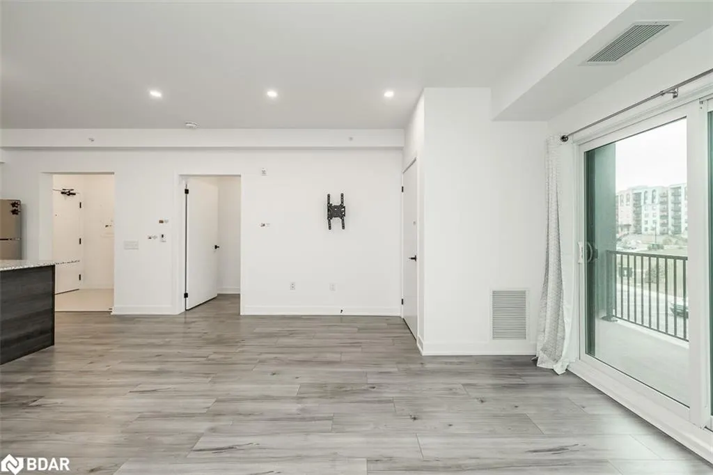 1 Chef Lane, #207