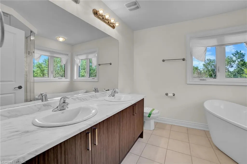 22 Birchwood Lane