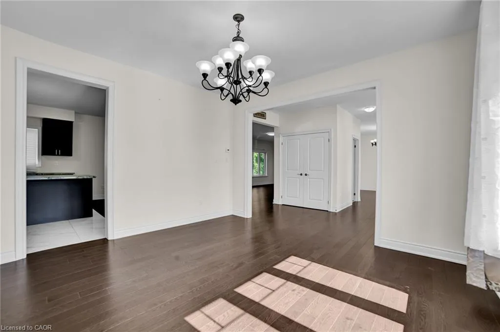 22 Birchwood Lane