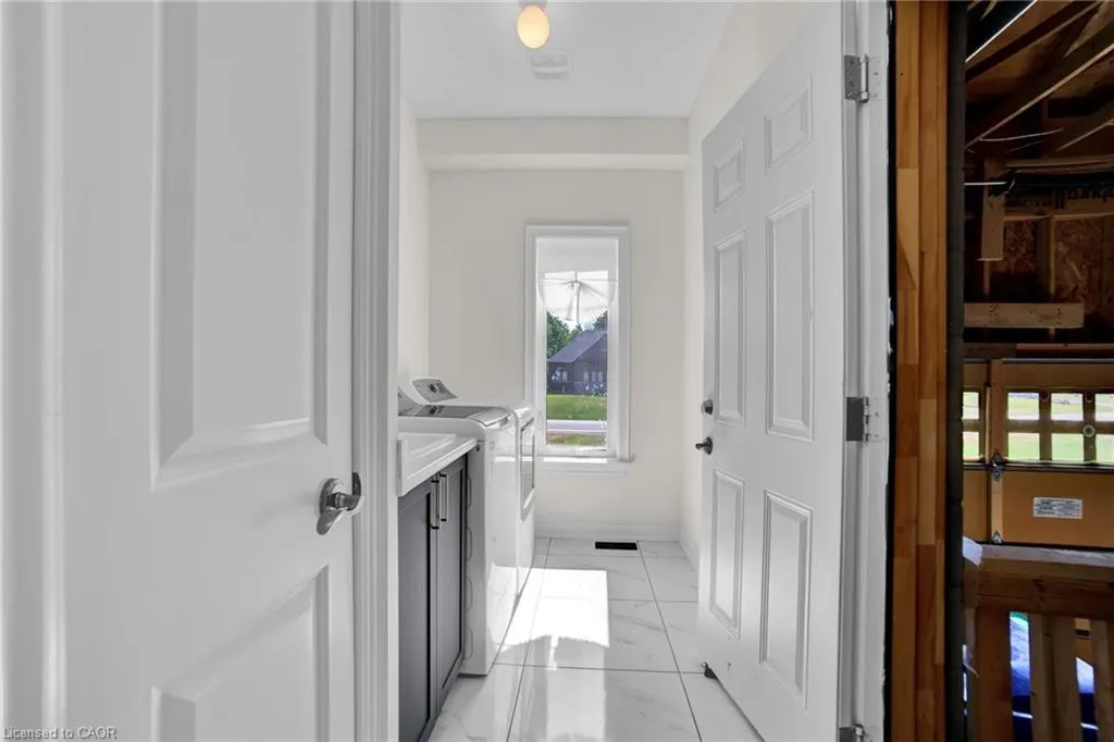 22 Birchwood Lane